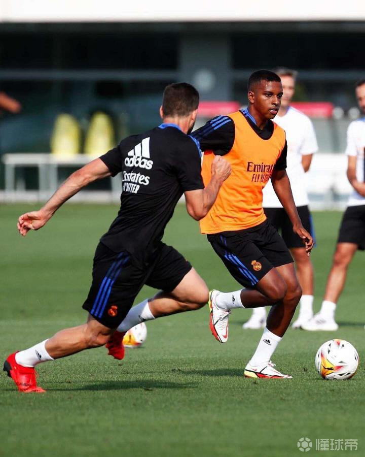 九游正版专区-关于皇家马德里内部会议纪要流出：今夜状态回暖，NBA总决赛使命明确，训练强度明显提升的信息